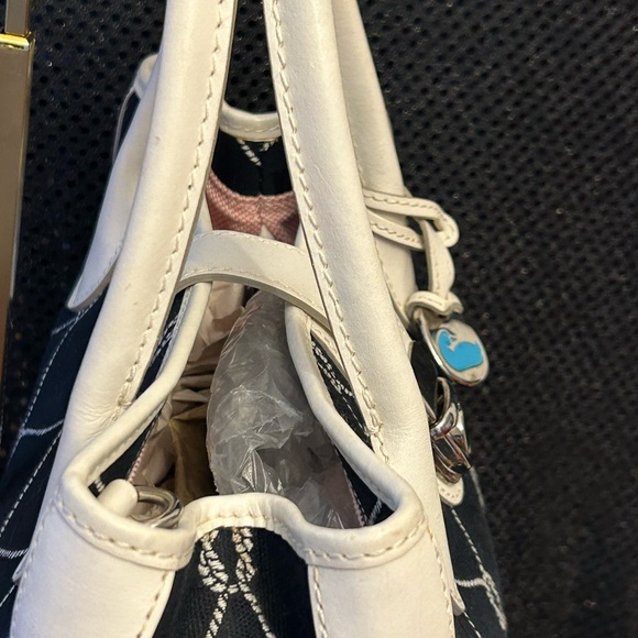 Dooney & Bourke Vintage Nautical Black &White Crossbody/Satchel Approx. 12x8x5 - Picture 8 of 16